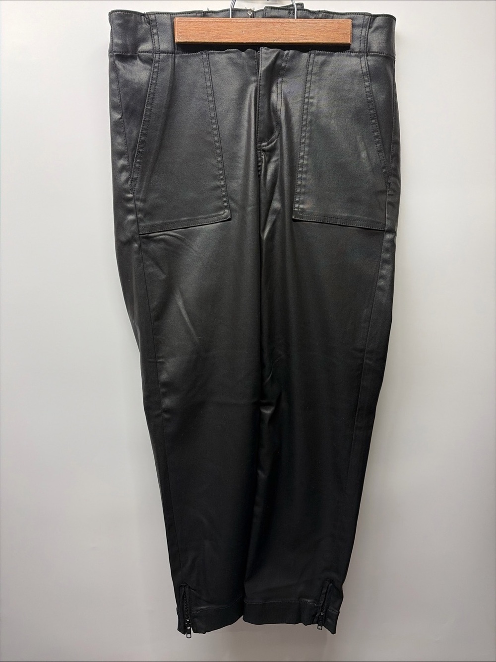 KUT from the Kloth Women's Reese Ankle Straight Leg Pants Black Coated Sz 6
